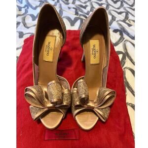 Valentino Beige Lace Open Toe Pumps With Bow Size 35/5-5.5